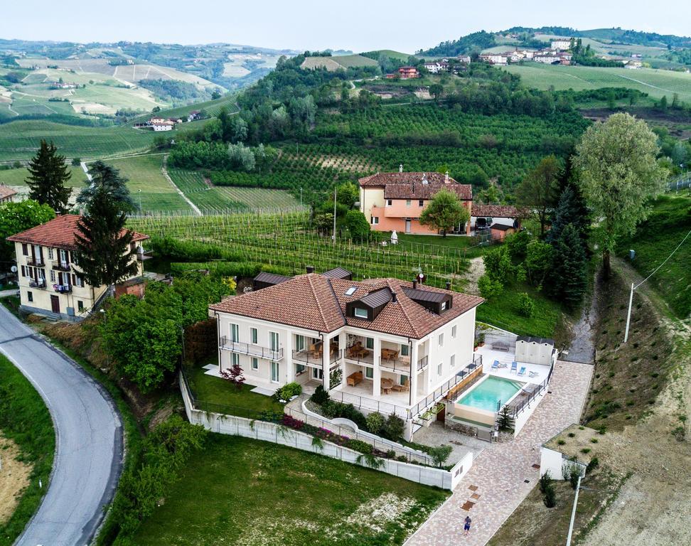 Villa Vitae Castiglione Falletto Bagian luar foto